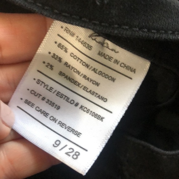 KanCan black distressed jeans size 9/28 EUC - Picture 9 of 12